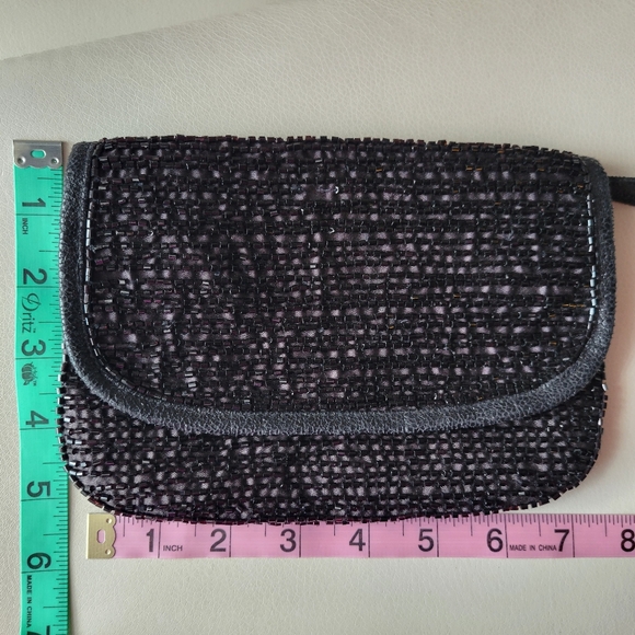 Beaded Black Clutch Small Bag ~ Contemporary & Vintage Vibe ~ Date Night ~ Fancy - Picture 10 of 16